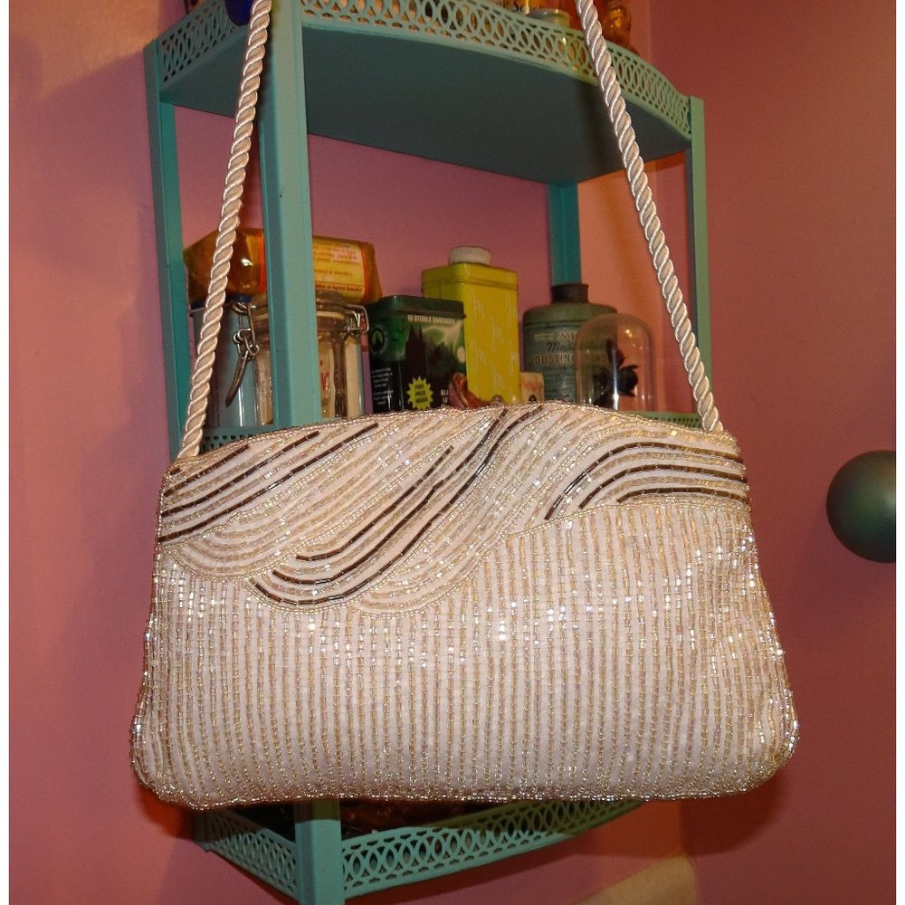 Vintage White & Silver Beaded Purse pinup retro art deco Evening Bag